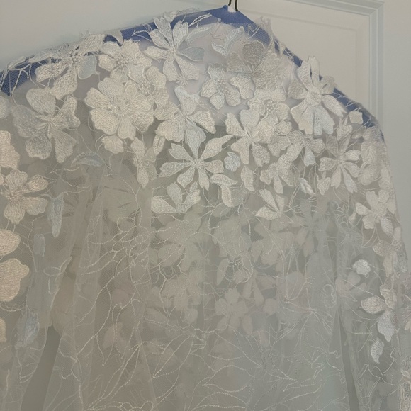 Mira Zwillinger Ness Topper - Picture 6 of 12